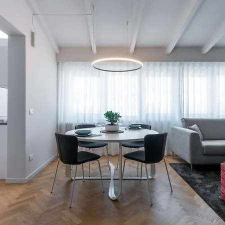 Apartman Chiaroscuro By Al