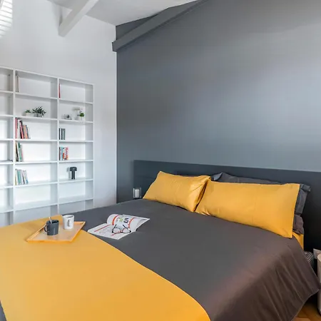 Chiaroscuro By Al Apartman *